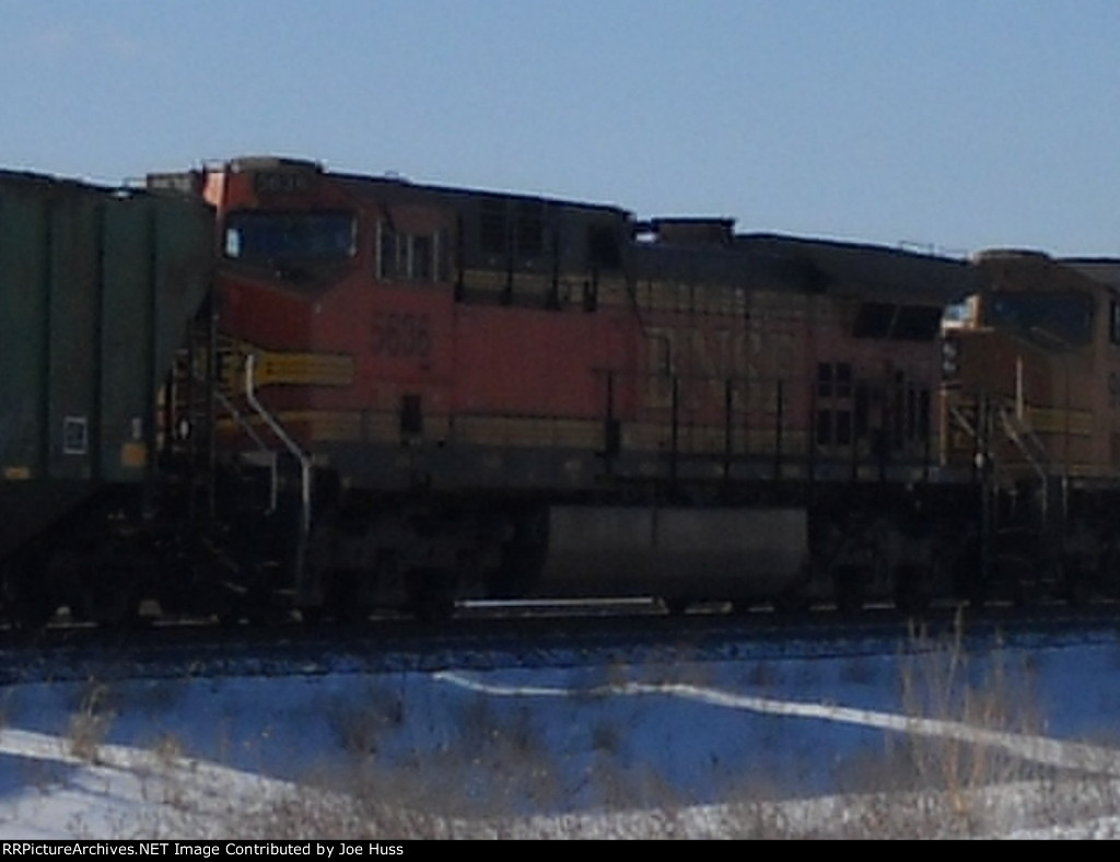 BNSF 5636